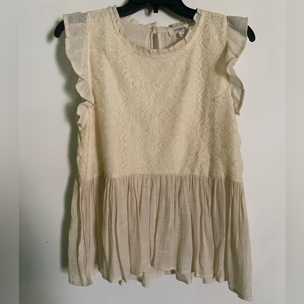 Umgee Sleeveless Blouse